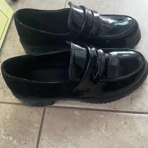 Size 6 Black gothic loafer shoes ☠️🖤